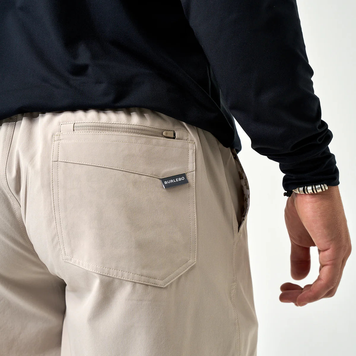 Burlebo Everday Short in Light Khaki- Into the Wild Pocket