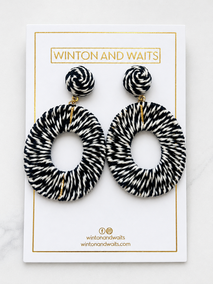 Maze Raffia Earring - Black & White