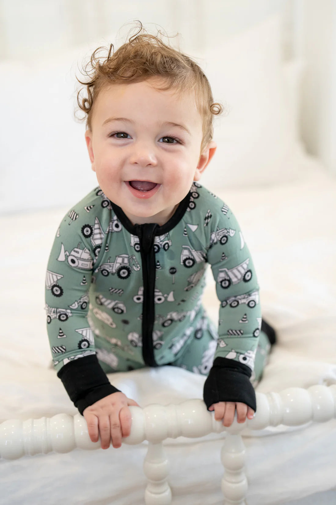 Boosh Baby Costruction Zippy Onesie