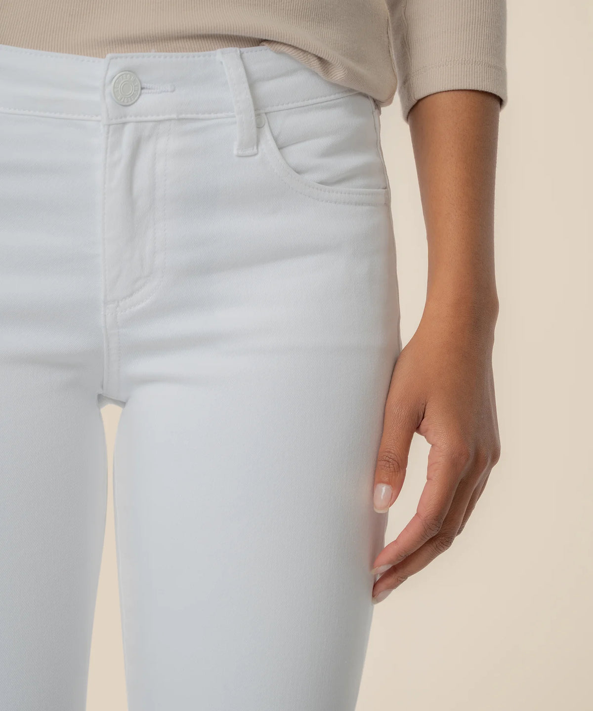 Kut From the Kloth Amy Mid Rise Crop Straight Leg - Optic White