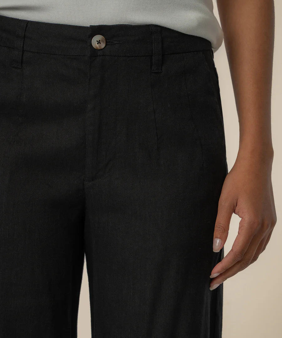 Kut From the Kloth Meg Wide Leg Trouser - Black