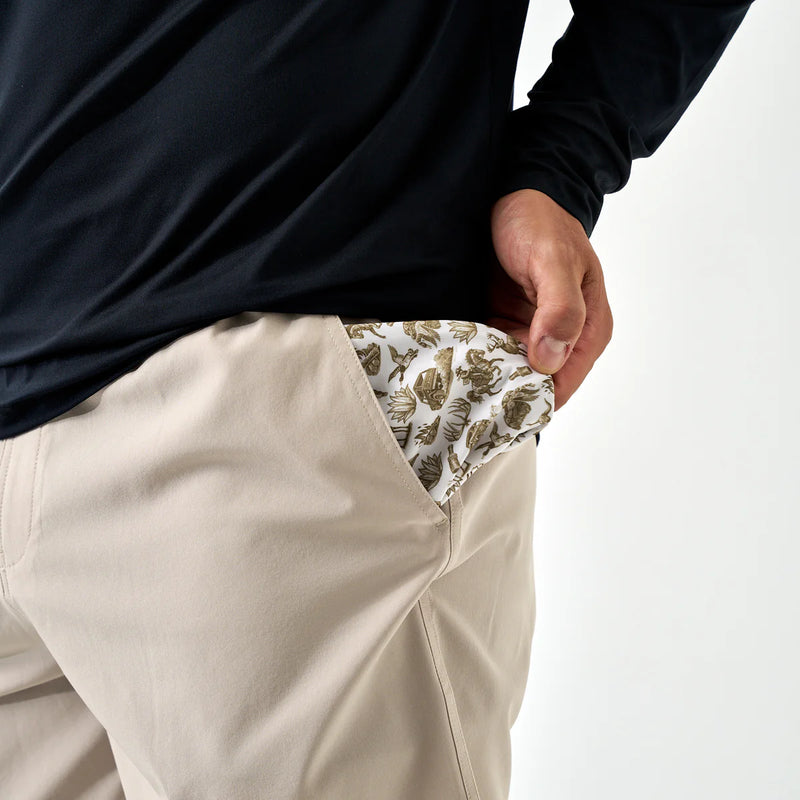 Burlebo Everday Short in Light Khaki- Into the Wild Pocket