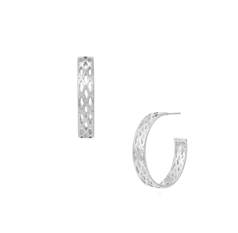 Natalie Wood Graceful Hoop Earrings in Silver