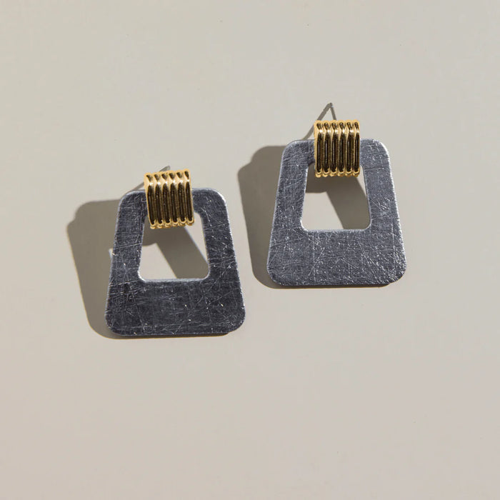 Nickel & Suede Vintage Silver Avery
