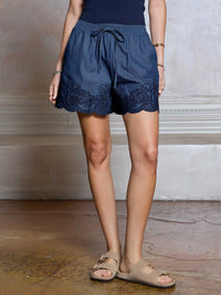 Allie Scalloped Shorts