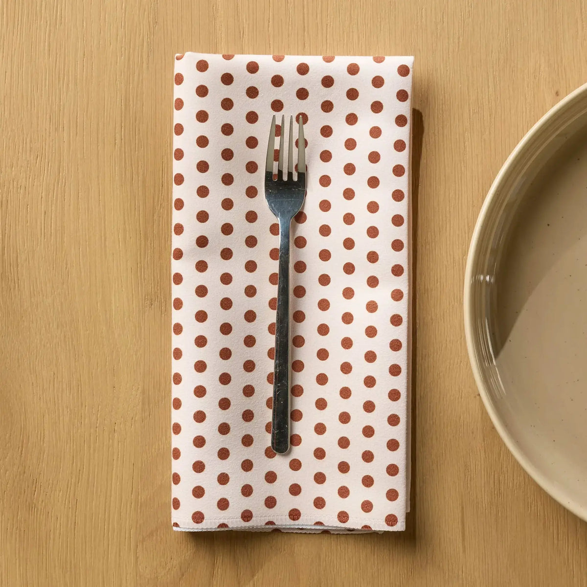 Geometry Espresso Polka Dinner Napkin Set